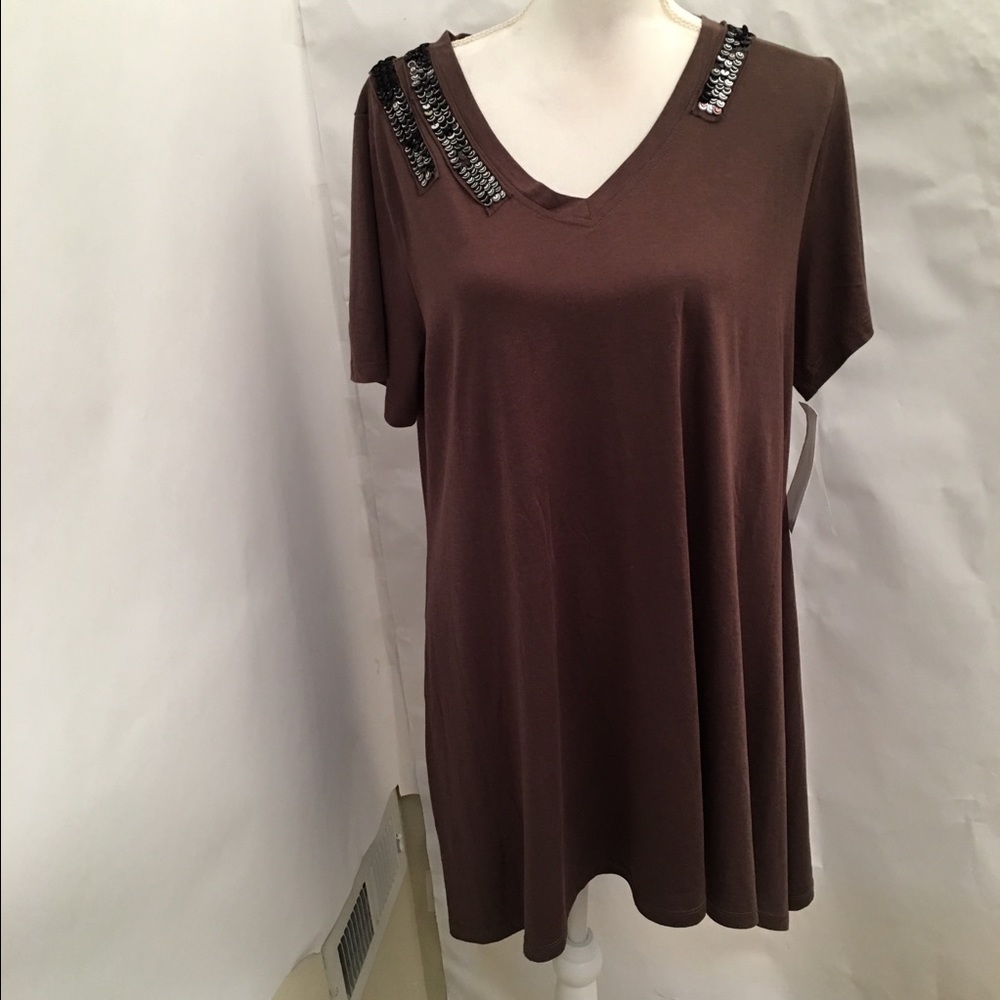 Queen Collection SS T-shirt Brown w Sequins v-neck